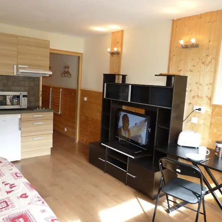 Confortable Au Pied Des Pistes Pour 4 Personnes - Fr-1-181-2564 Apartment La Plagne
